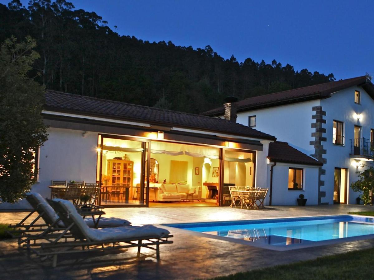 Impresionante Villa Entre Mar Y Montana La Cavada Eksteriør billede